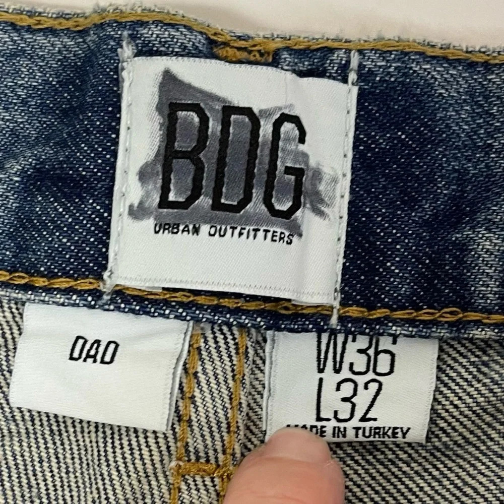 Urban Outfitters BDG Dad Jeans Womens 36 Distressed 32 in inseam Cotton - Picture 8 of 14